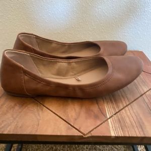 🌿Amazon Essentials Brown Flats